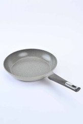 مقلاة غير لاصقة