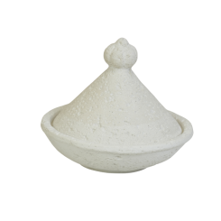 مضيفة حلويات مع غطاء بتصميم هرمي